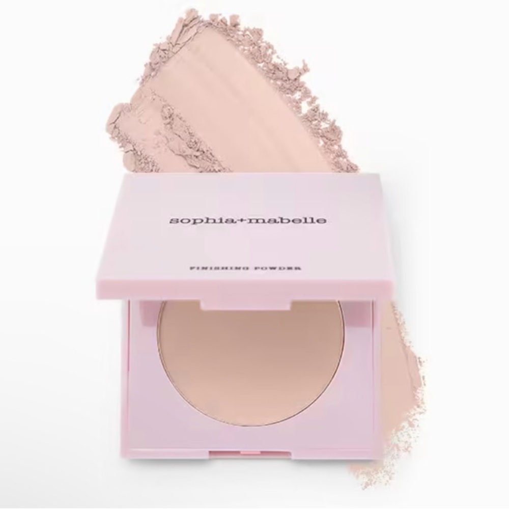 SOPHIA + MABELLE
Finishing Powder in Porcelain Petal 6.7 G, NEW Sealed